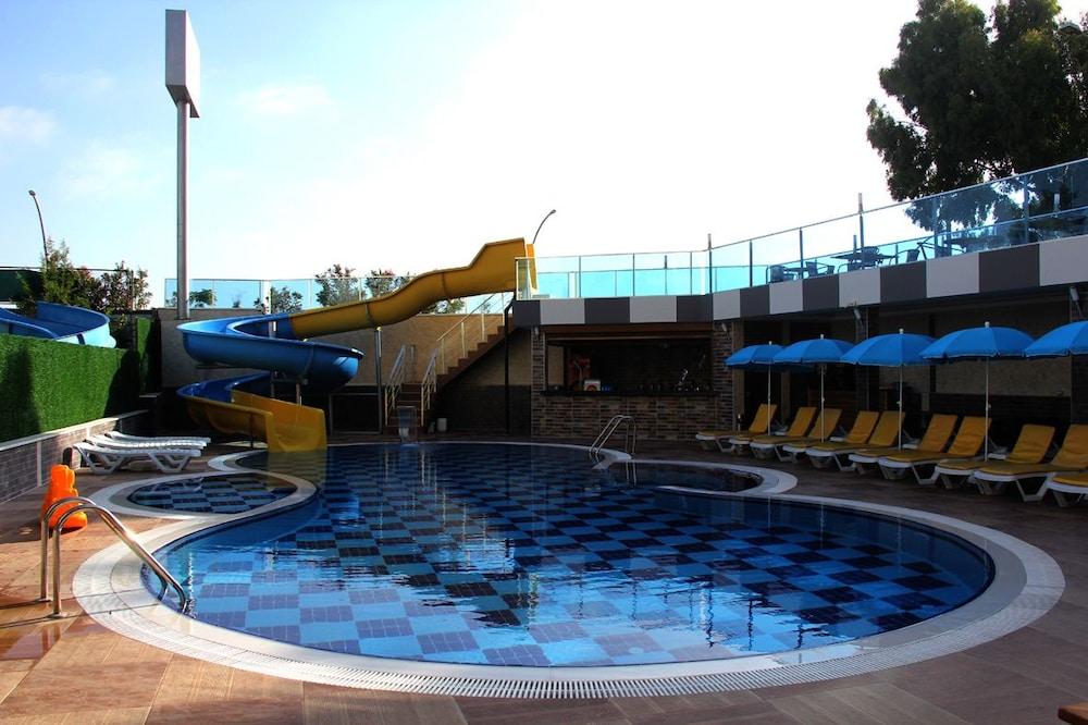 Merlin Beach Park Hotel Tosmur المظهر الخارجي الصورة