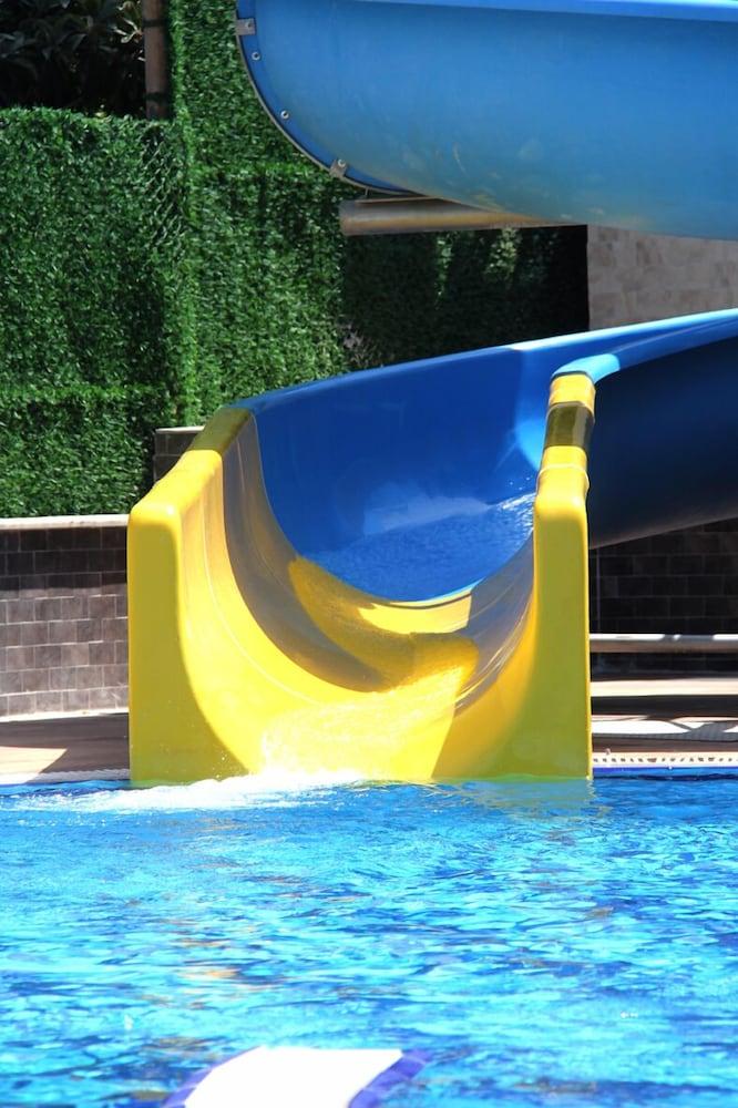Merlin Beach Park Hotel Tosmur المظهر الخارجي الصورة