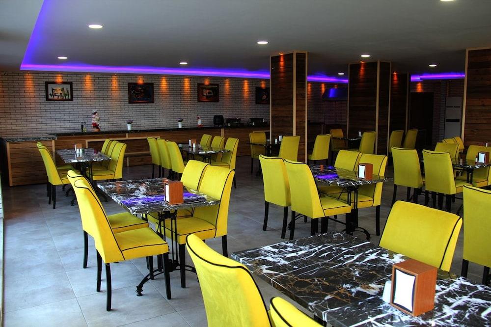 Merlin Beach Park Hotel Tosmur المظهر الخارجي الصورة